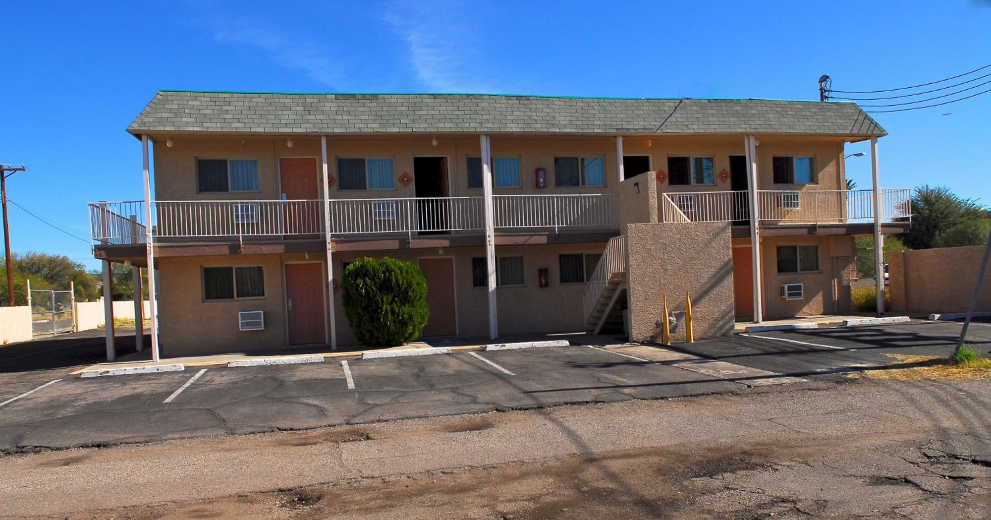 Stone Inn Extended Stay U Of A Tucson Exterior photo